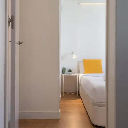 Vibe By Olala Homes הוספיטלט דה יוברגאט