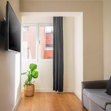 Vibe By Olala Homes * הוספיטלט דה יוברגאט